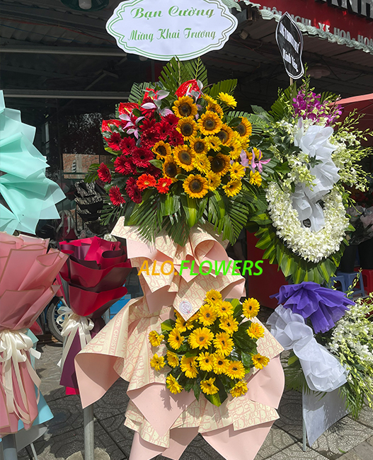 Loa tươi khai trương Chợ Phường 1 Bạc Liêu